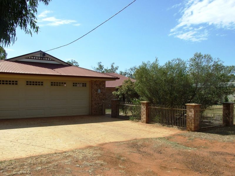 231 PARRY STREET, Charleville QLD 4470