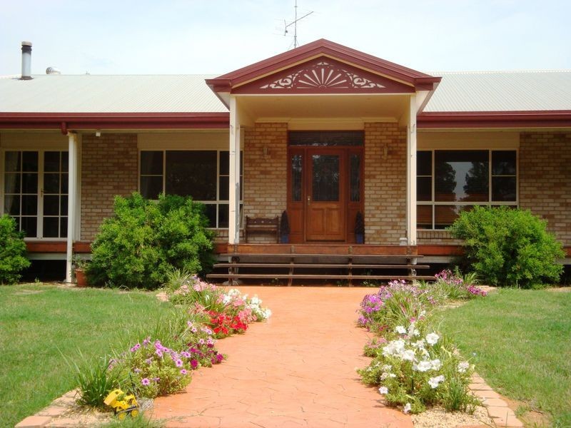 57 BANJARRA DRIVE, Charleville QLD 4470