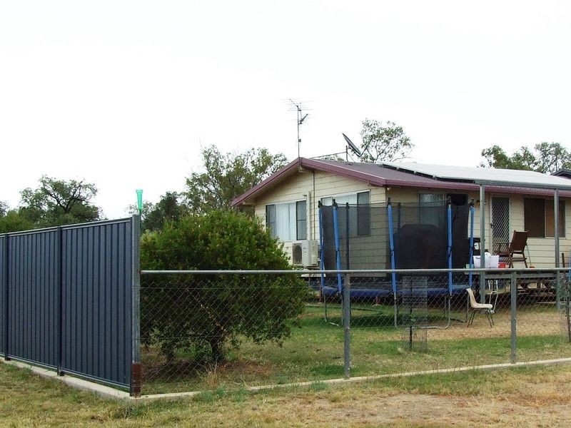 18 LITTLE PAGE STREET, Charleville QLD 4470