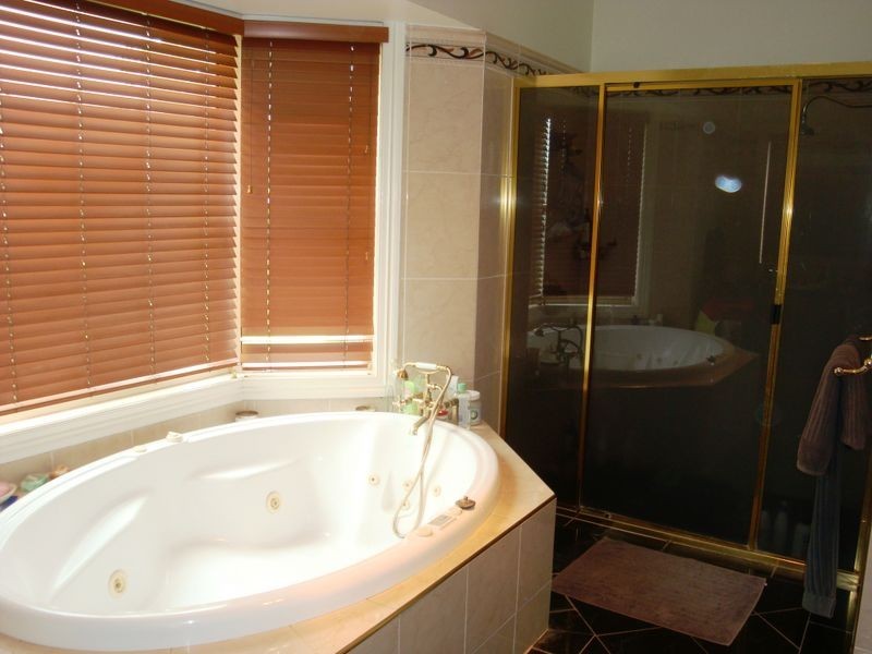 136 BANJARRA DRIVE, Charleville QLD 4470