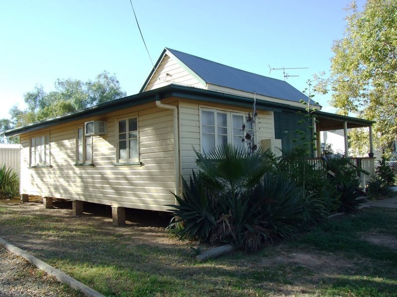 197 ALFRED STREET, Charleville QLD 4470