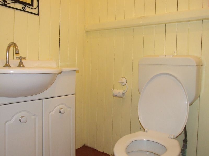 108 EDWARD STREET, Charleville QLD 4470