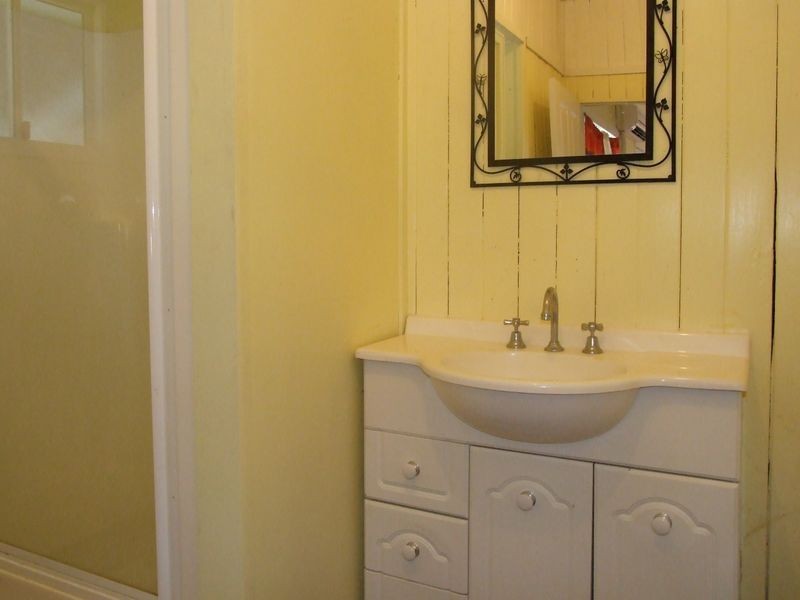 108 EDWARD STREET, Charleville QLD 4470