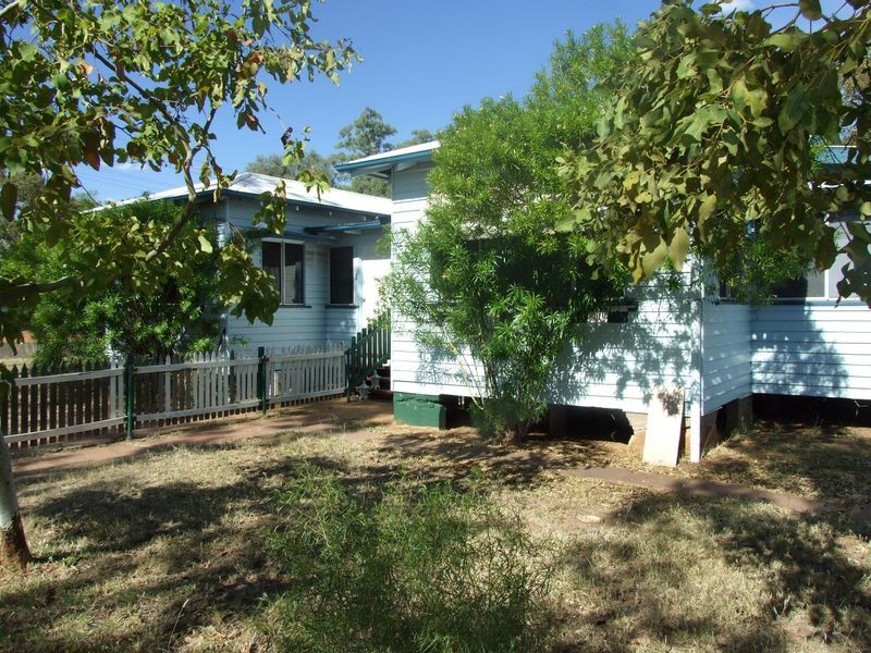108 EDWARD STREET, Charleville QLD 4470
