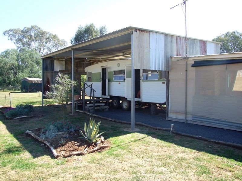 93-95 ROMA STREET, Morven QLD 4468