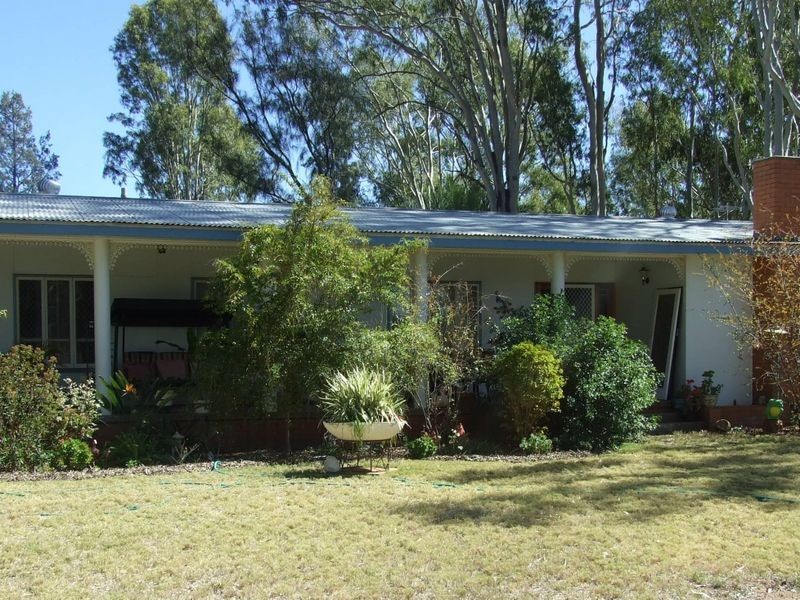 277 ALFRED STREET, Charleville QLD 4470