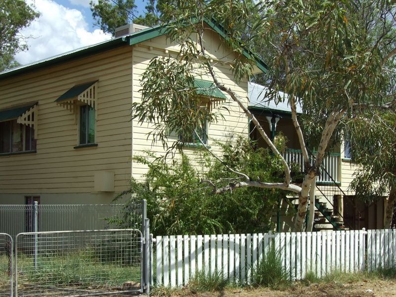 184 ALFRED STREET, Charleville QLD 4470
