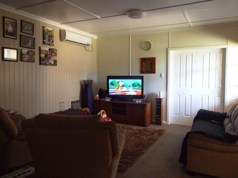 20 DEVERELL STREET, Charleville QLD 4470