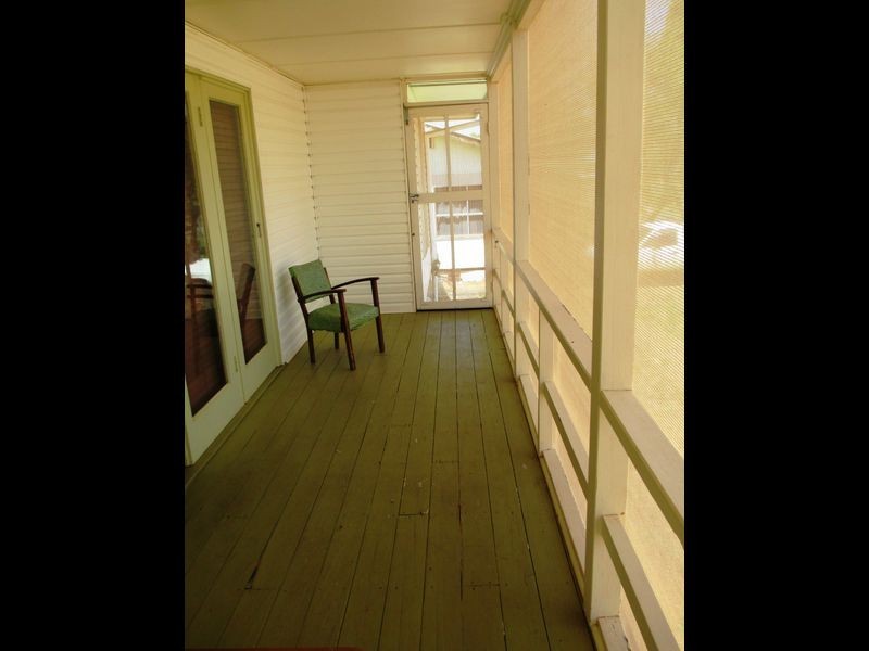 6 EAST STREET, Charleville QLD 4470