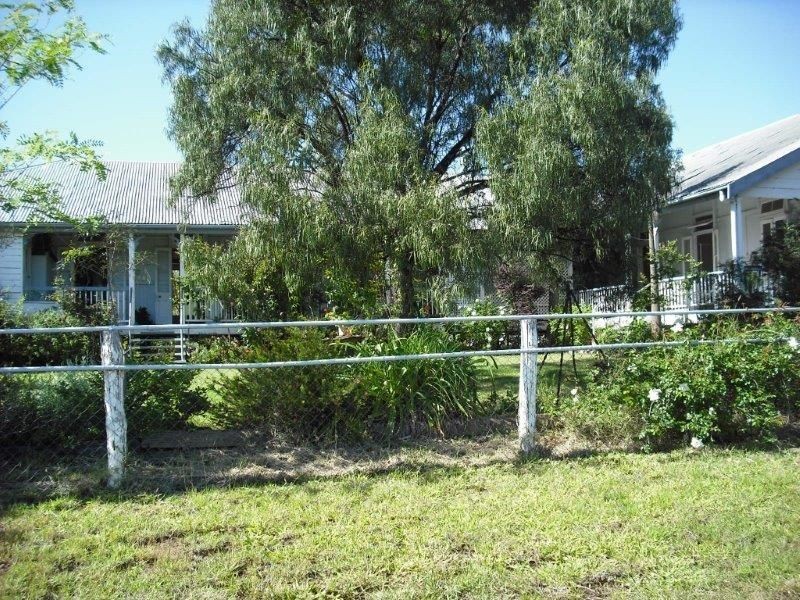 1 Warrego Hwy, Mitchell QLD 4465