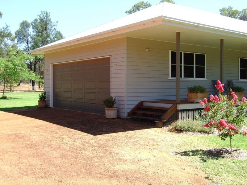 87 BANJARRA DRIVE, Charleville QLD 4470