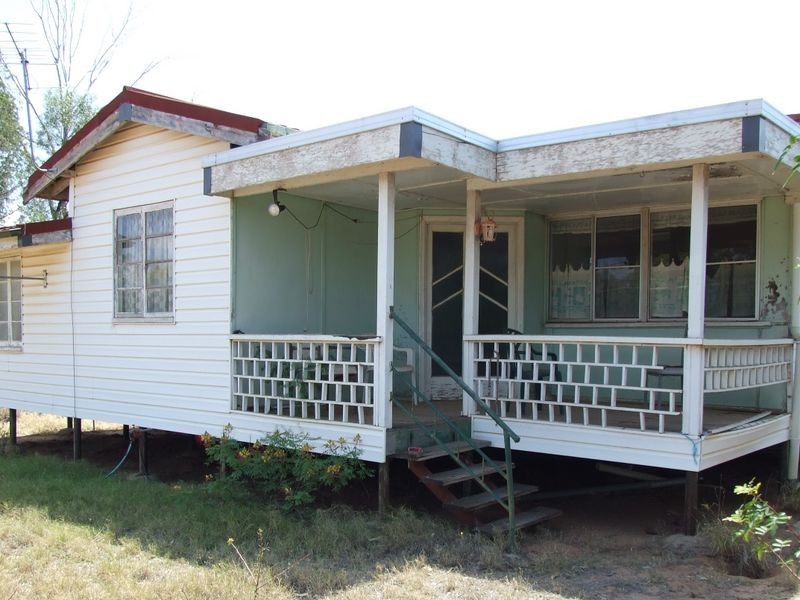 307 ALFRED STREET, Charleville QLD 4470
