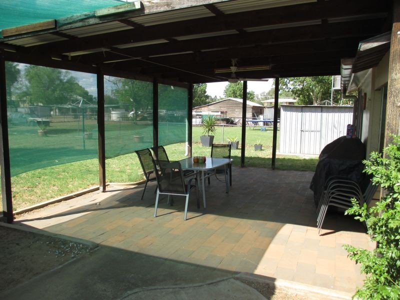 23 CARTER, Charleville QLD 4470