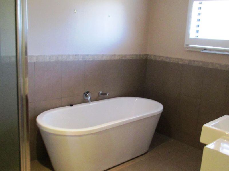 44 BURCHER STREET, Charleville QLD 4470