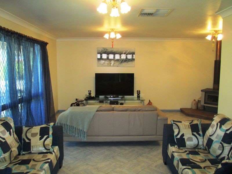 3 EAST STREET, Charleville QLD 4470