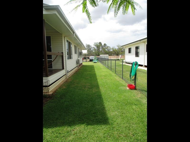 5 ELIZABETH STREET, Charleville QLD 4470