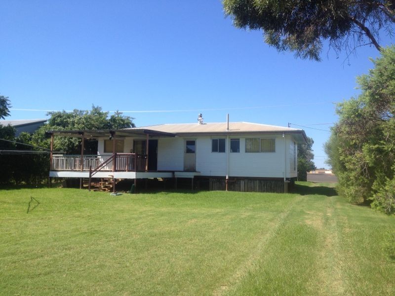 209 PARRY STREET, Charleville QLD 4470