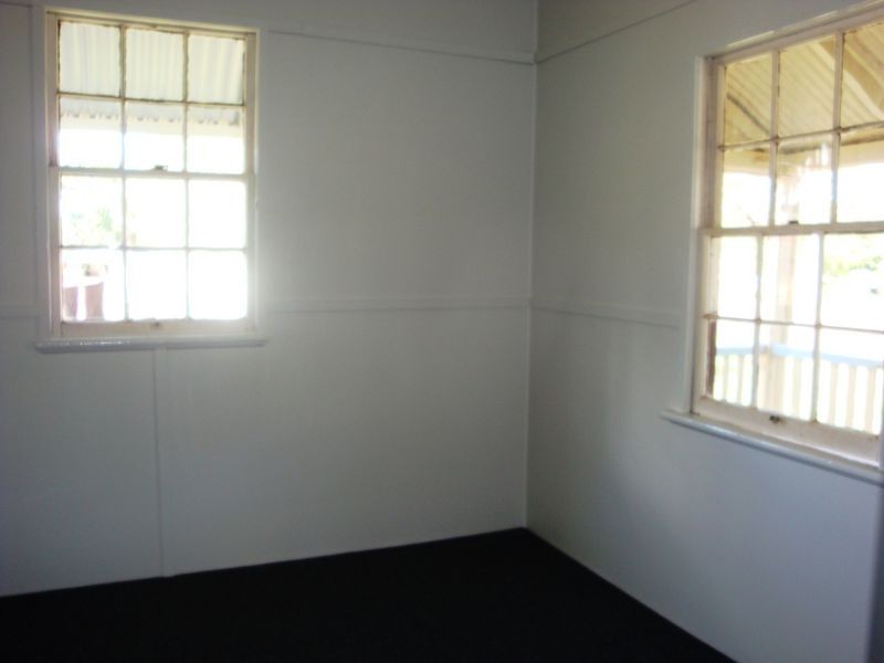 11 RIDGEWAY STREET, Charleville QLD 4470