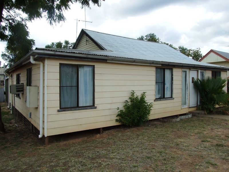 103 KING STREET, Charleville QLD 4470
