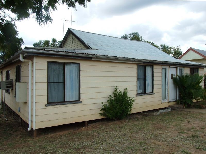 103 KING STREET, Charleville QLD 4470