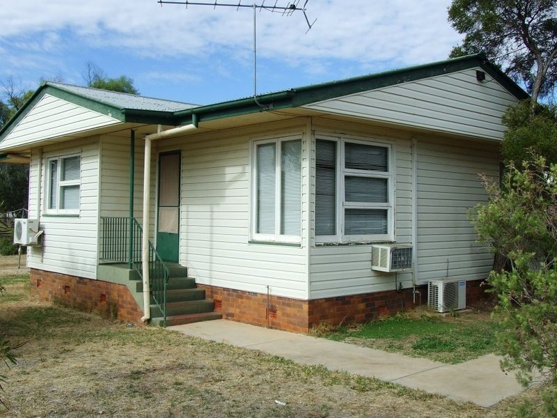 62 PARRY STREET, Charleville QLD 4470