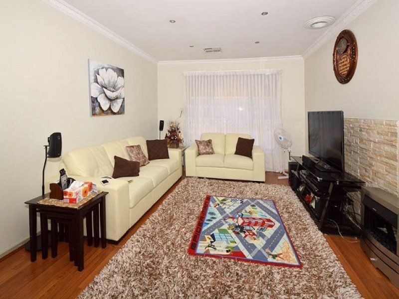 7 Dillwynia Place, Meadow Heights VIC 3048