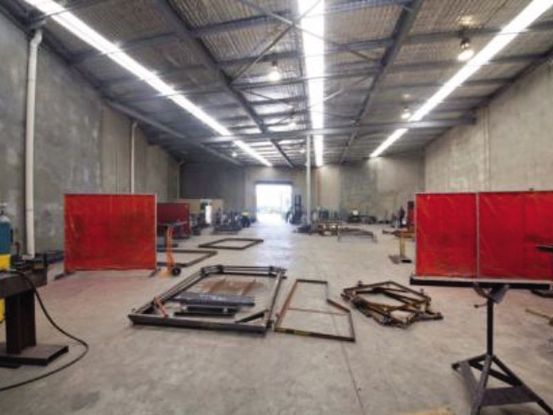 1&2/9 Cutting Way, Yangebup WA 6164