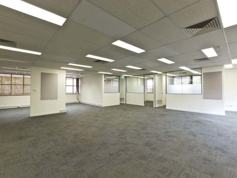 16 Ogilvie Road, Mount Pleasant WA 6153