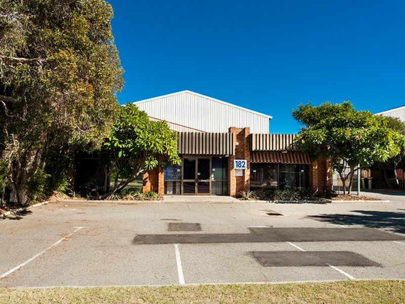 180 – 182 Daly Street, Belmont WA 6104