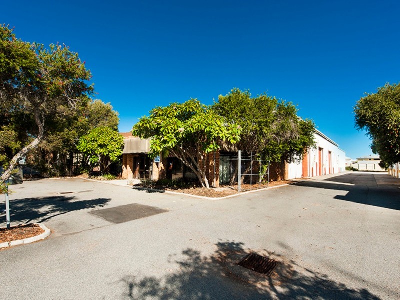 180 – 182 Daly Street, Belmont WA 6104