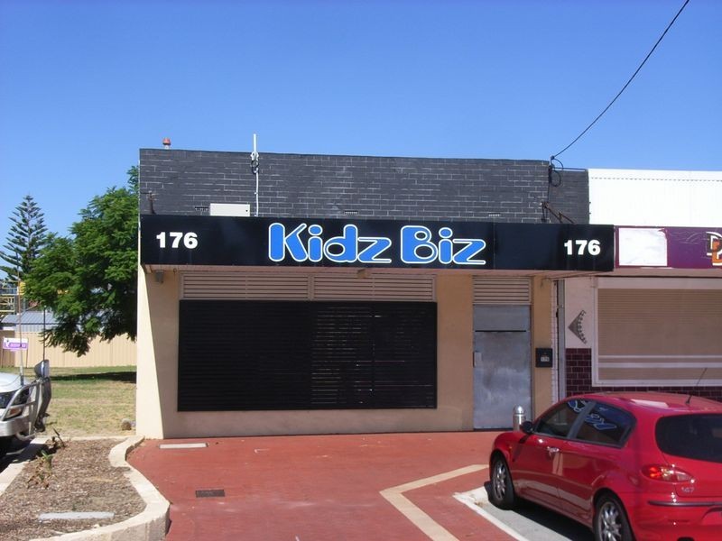 176 Gabriel Street, Cloverdale WA 6105