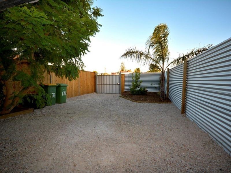 176 Gabriel Street, Cloverdale WA 6105