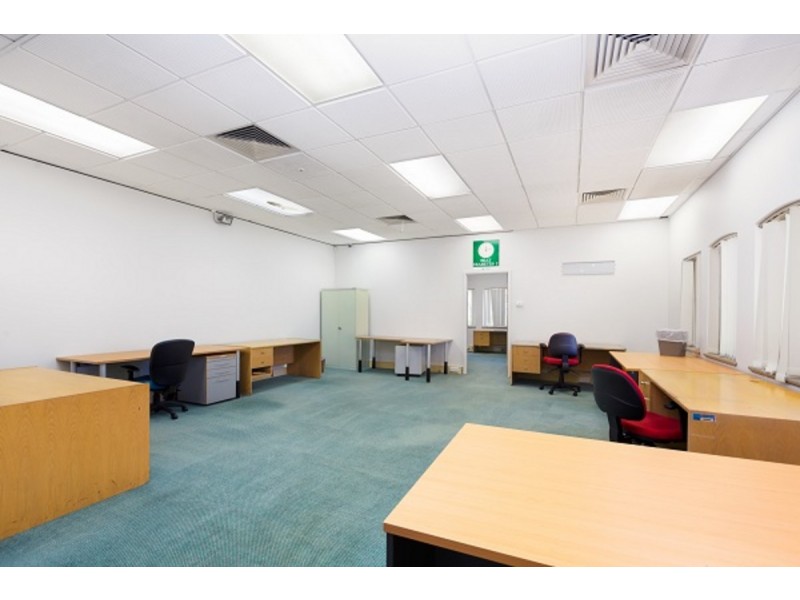 70 Grandstand Road, Ascot WA 6104
