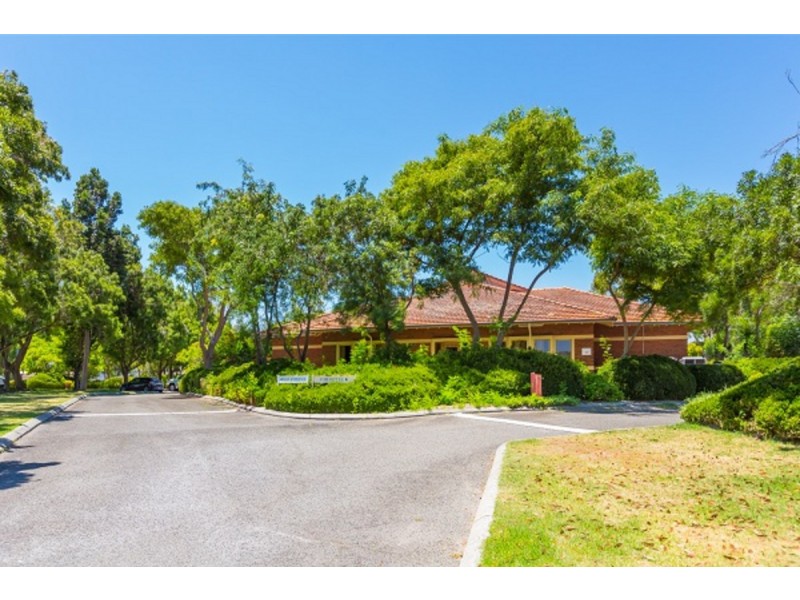 70 Grandstand Road, Ascot WA 6104