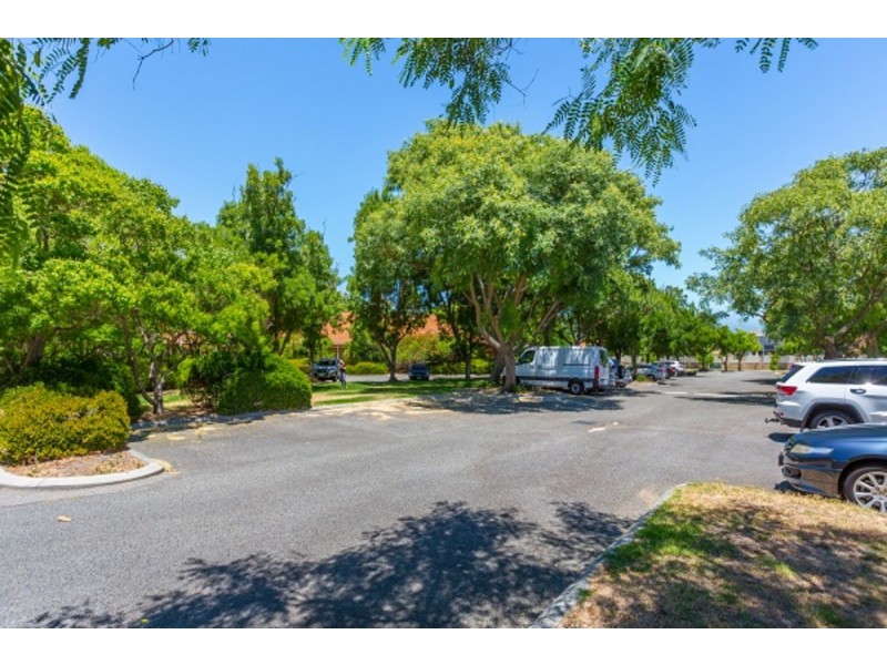 70 Grandstand Road, Ascot WA 6104