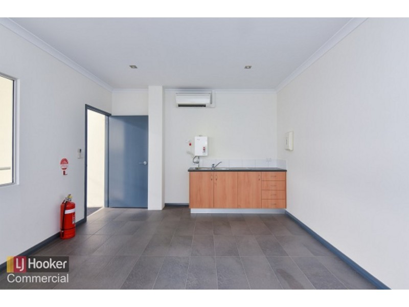 4 – 8 Blackburn Drive, Port Kennedy WA 6172