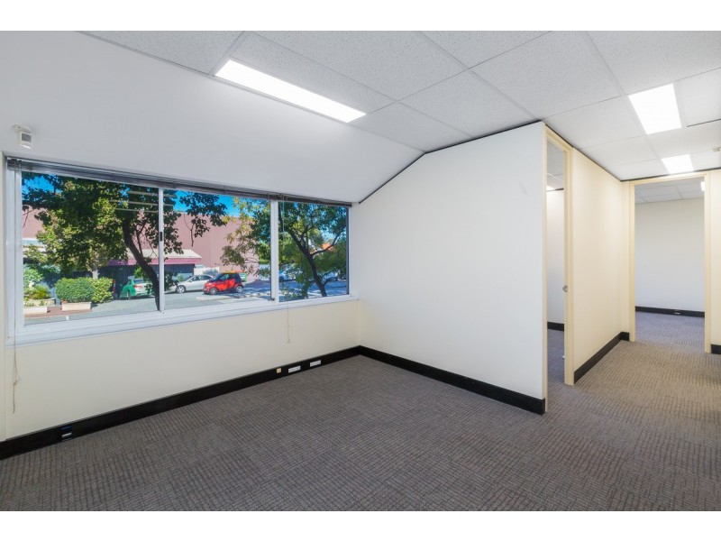 2/55 Hampden Road, Nedlands WA 6009