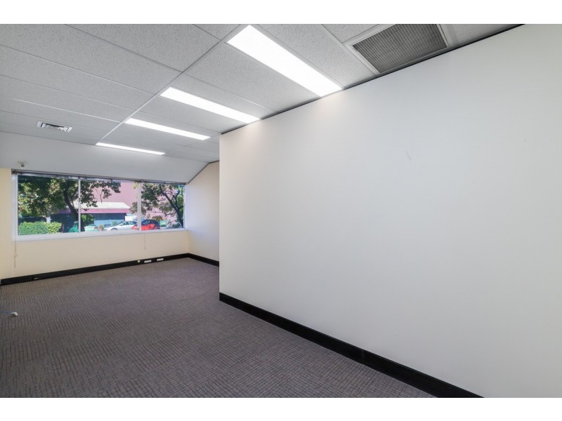 2/55 Hampden Road, Nedlands WA 6009