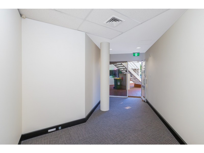 2/55 Hampden Road, Nedlands WA 6009