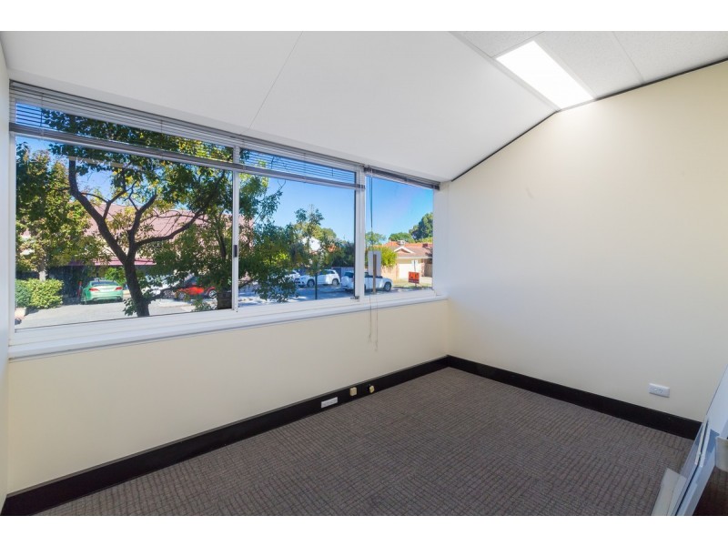 2/55 Hampden Road, Nedlands WA 6009