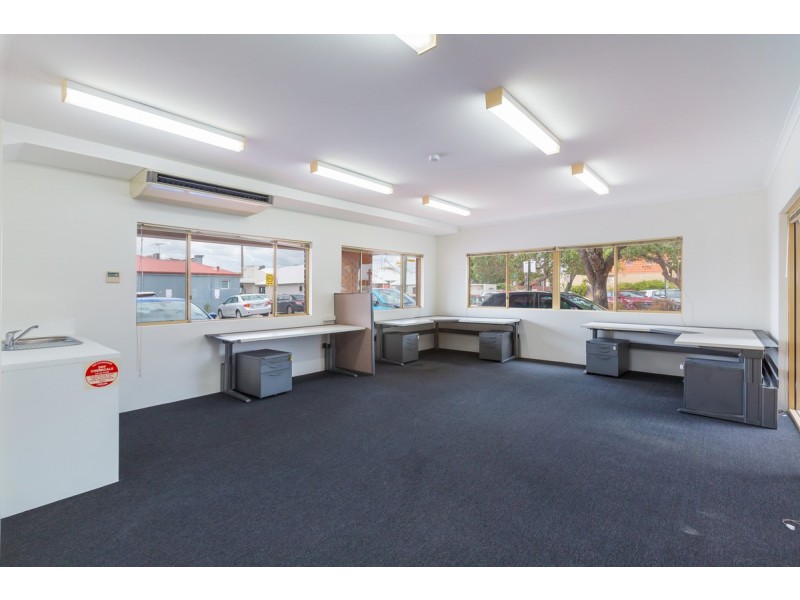 24 Leura Street, Nedlands WA 6009