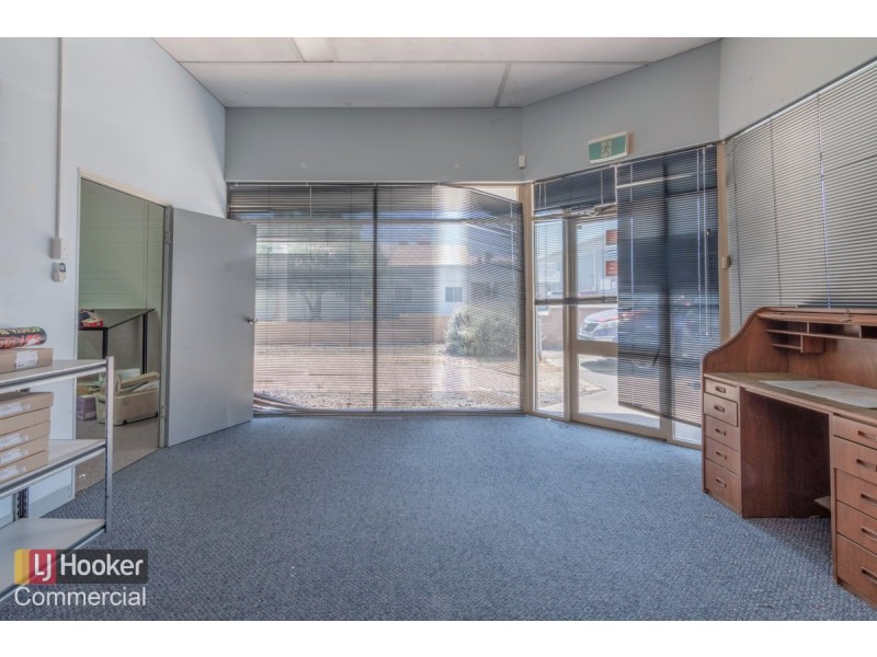 4 5 & 6/70 Clavering Road, Bayswater WA 6053
