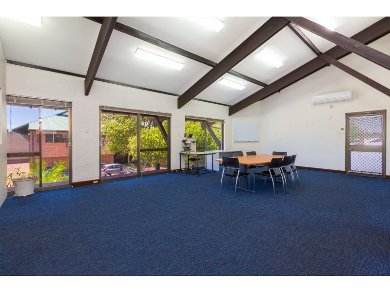 26 Leura Street, Nedlands WA 6009