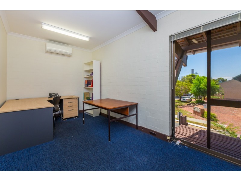 26 Leura Street, Nedlands WA 6009