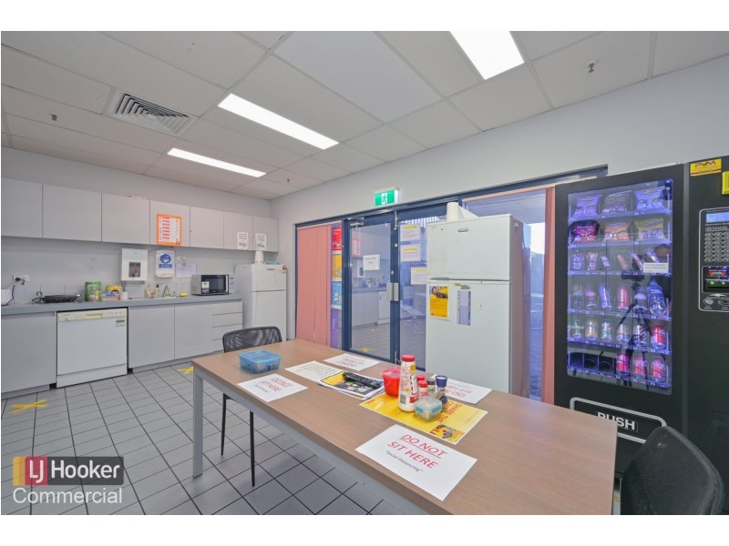 2 Fairford Street, Bassendean WA 6054