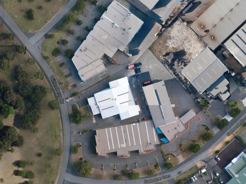 8 Wittenberg Drive, Canning Vale WA 6155