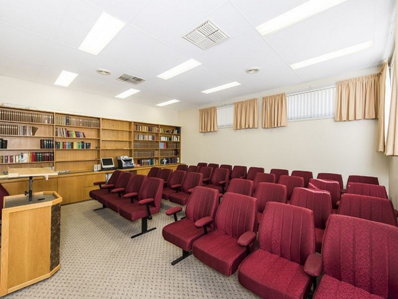 46 Chelsea Court, Dianella WA 6059