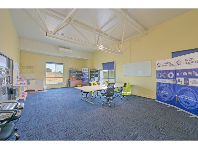 52-54 Irvine Street, Bayswater WA 6053