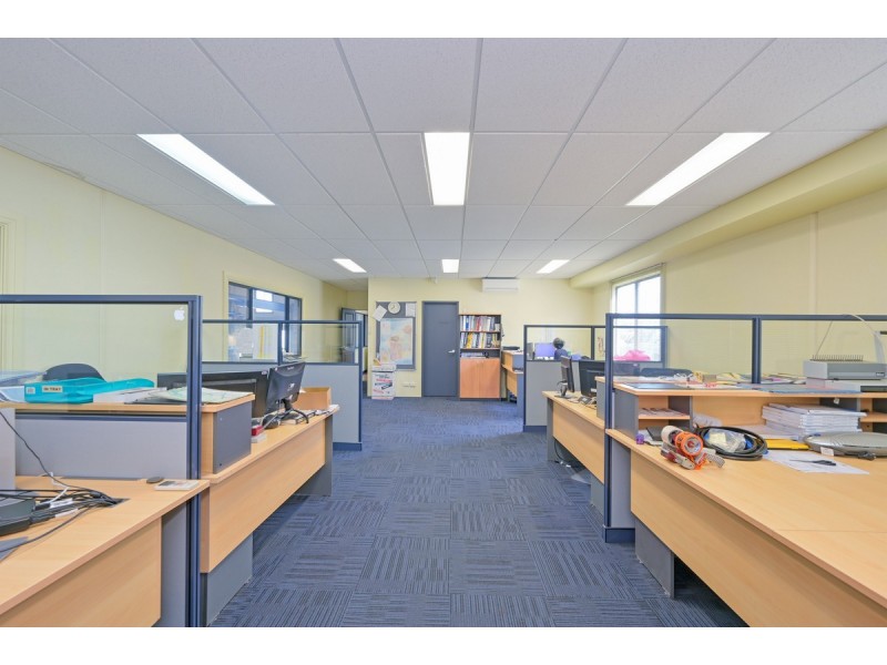 52-54 Irvine Street, Bayswater WA 6053