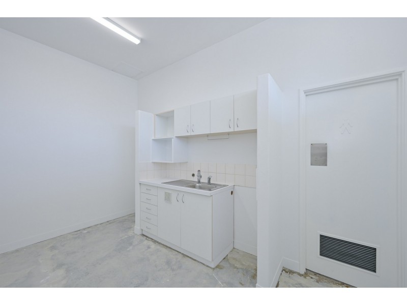 38 Haynes Street, Kalamunda WA 6076